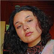 Ragazza disponibile per migliorare la ligua inglese, parlato e scritto
